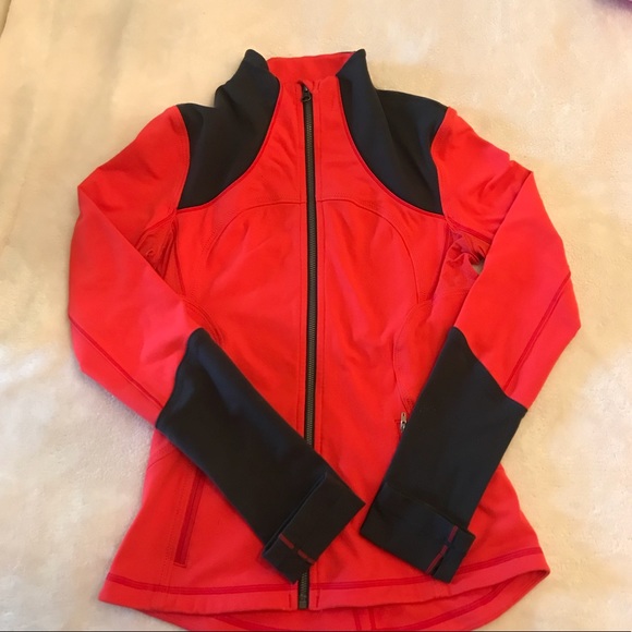 lululemon athletica Other - LULULEMON Zip Jacket Size 2